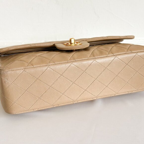 Chanel Double Flap Medium Bag Quilted Lambskin Beige - Picture 8 of 16
